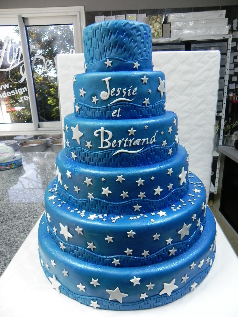 Frangipany Wedding Cakes Wedding cake à thème